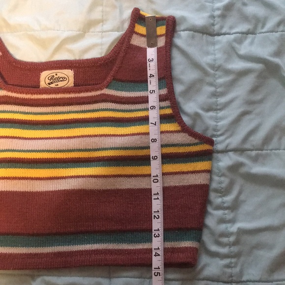 Vintage Cropped Knit Vest - Picture 4 of 4